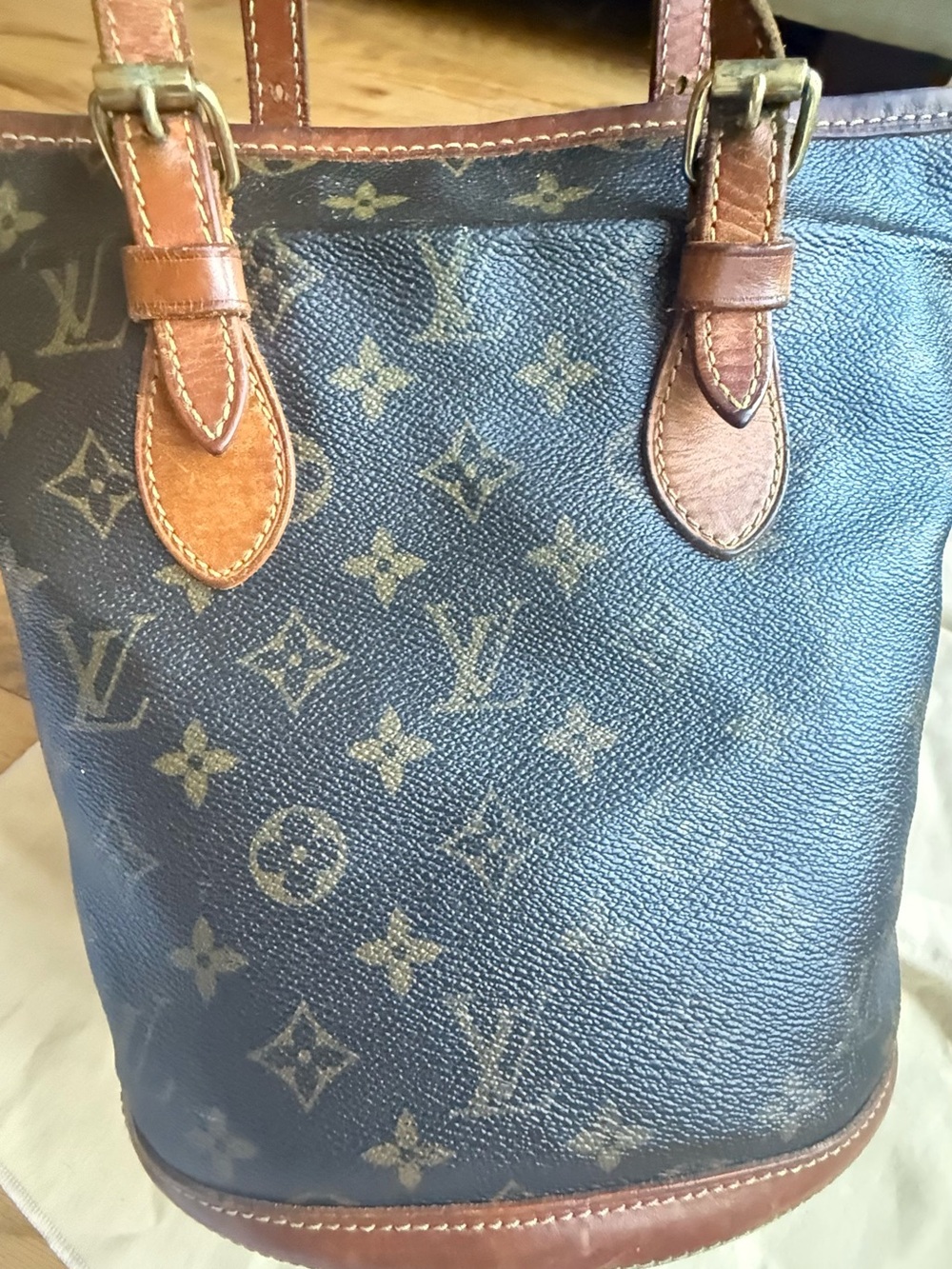 Louis Vuitton Petit Bucket Monogram Shoulder Bag M42238 / Vintage / Authentic - Picture 9 of 16